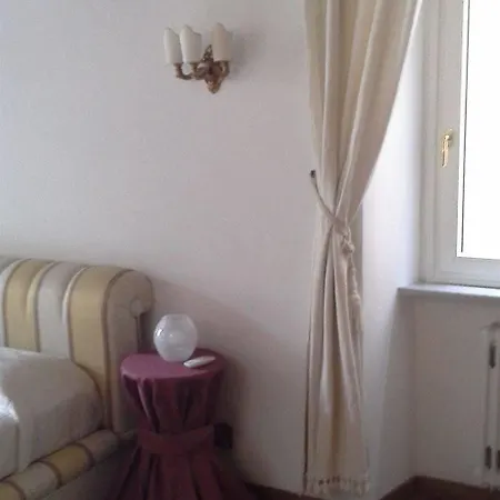 Liv'in Campo Dei Fiori Apartment
